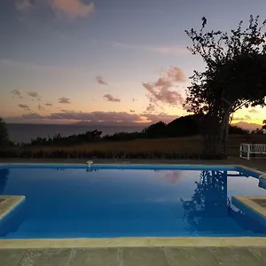 https://villa-marialanda.comcaribbean.com