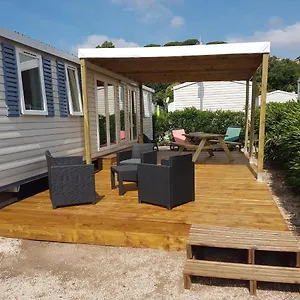 https://mobil-home-tout-confort.fr-provencehotel.com
